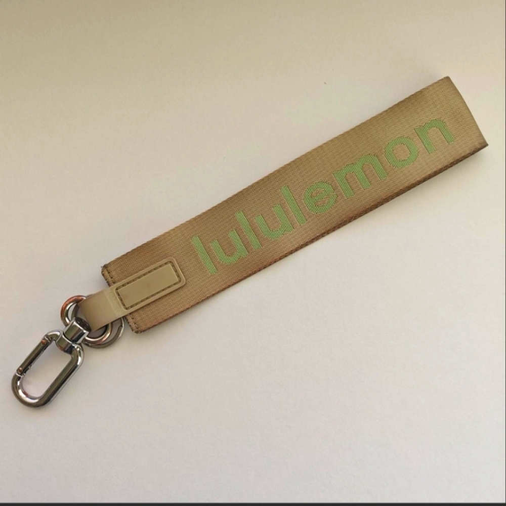 Lululemon never lost  keychain
